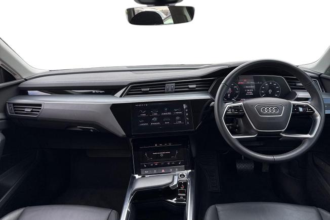 Audi Q8 Photo 10