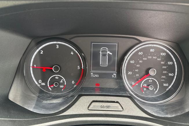 VOLKSWAGEN Transporter Photo 15