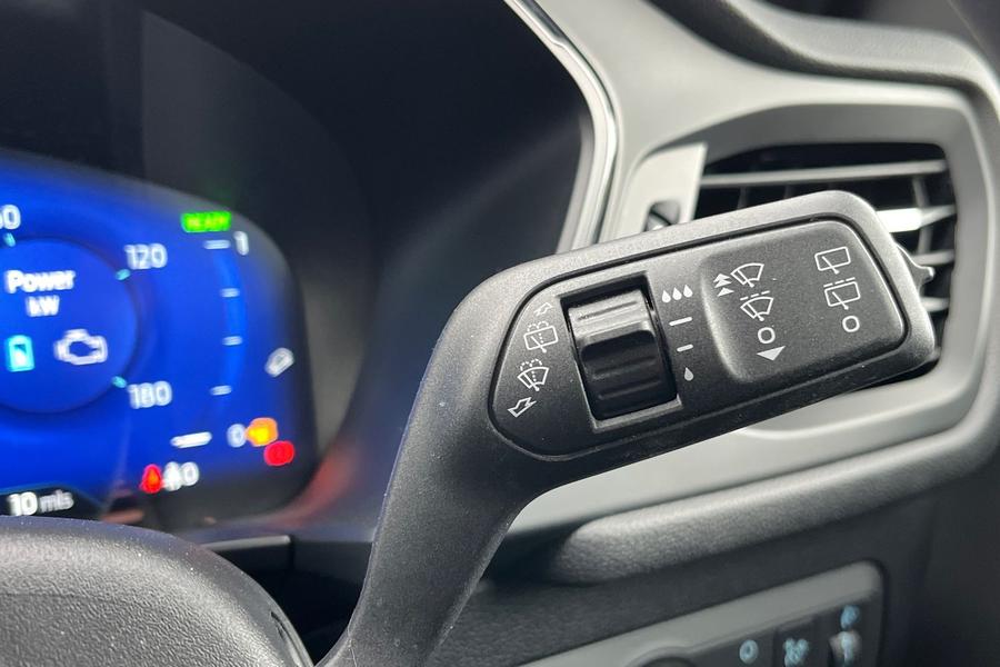 Ford KUGA Photo autoimg-4ef326a67f1ef06a359ad59743bc239118c6d284.jpg