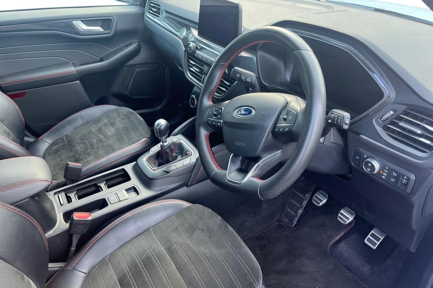 Ford KUGA Photo 8