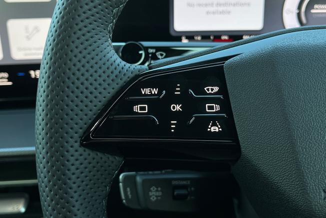 Audi  Q3 Sportback Photo 16