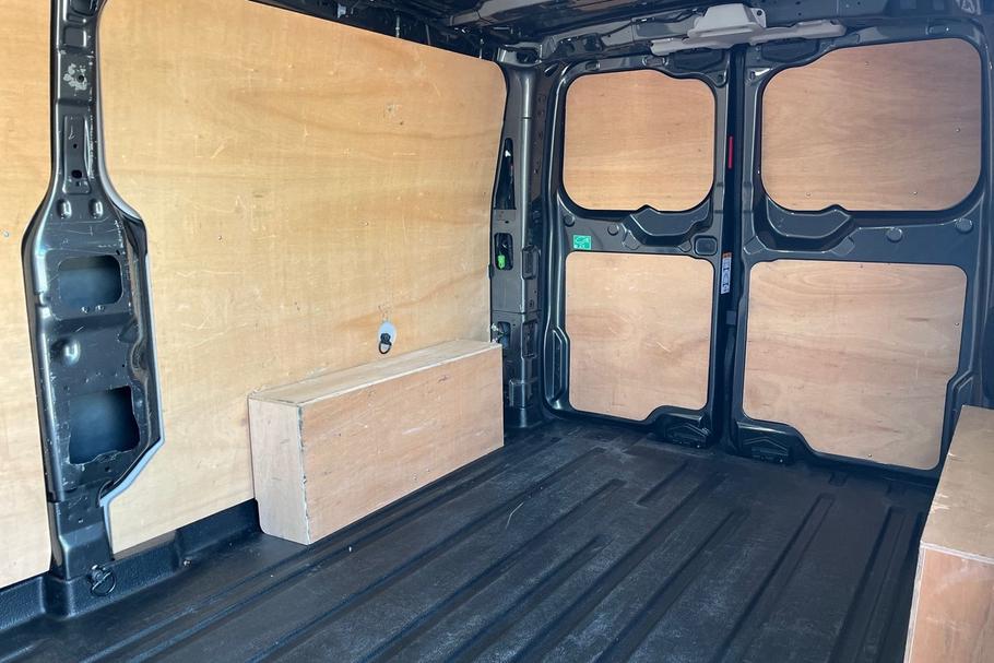 Used FORD TRANSIT CUSTOM WN75GKE 5