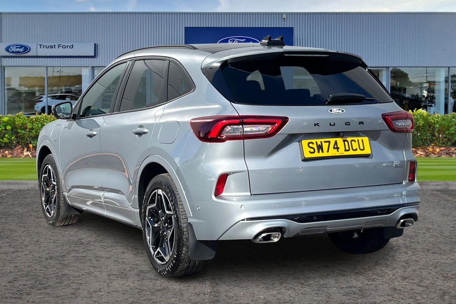 Ford KUGA Photo 1