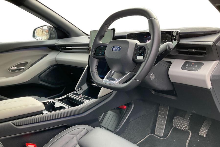 Ford Explorer Photo autoimg-4f0c0ff10ee73483884641e5a09c7d739daa8725.jpg