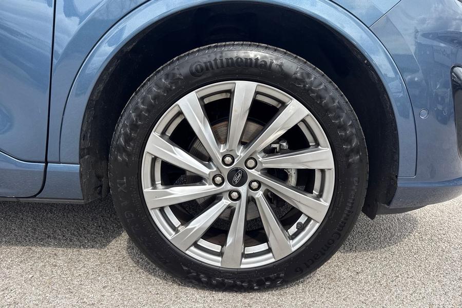 Ford KUGA Photo autoimg-4f0df81907e97933b2022b76f8293dd630eedb45.jpg