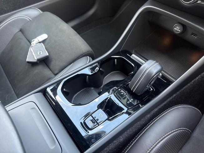 VOLVO Xc40 Photo 31