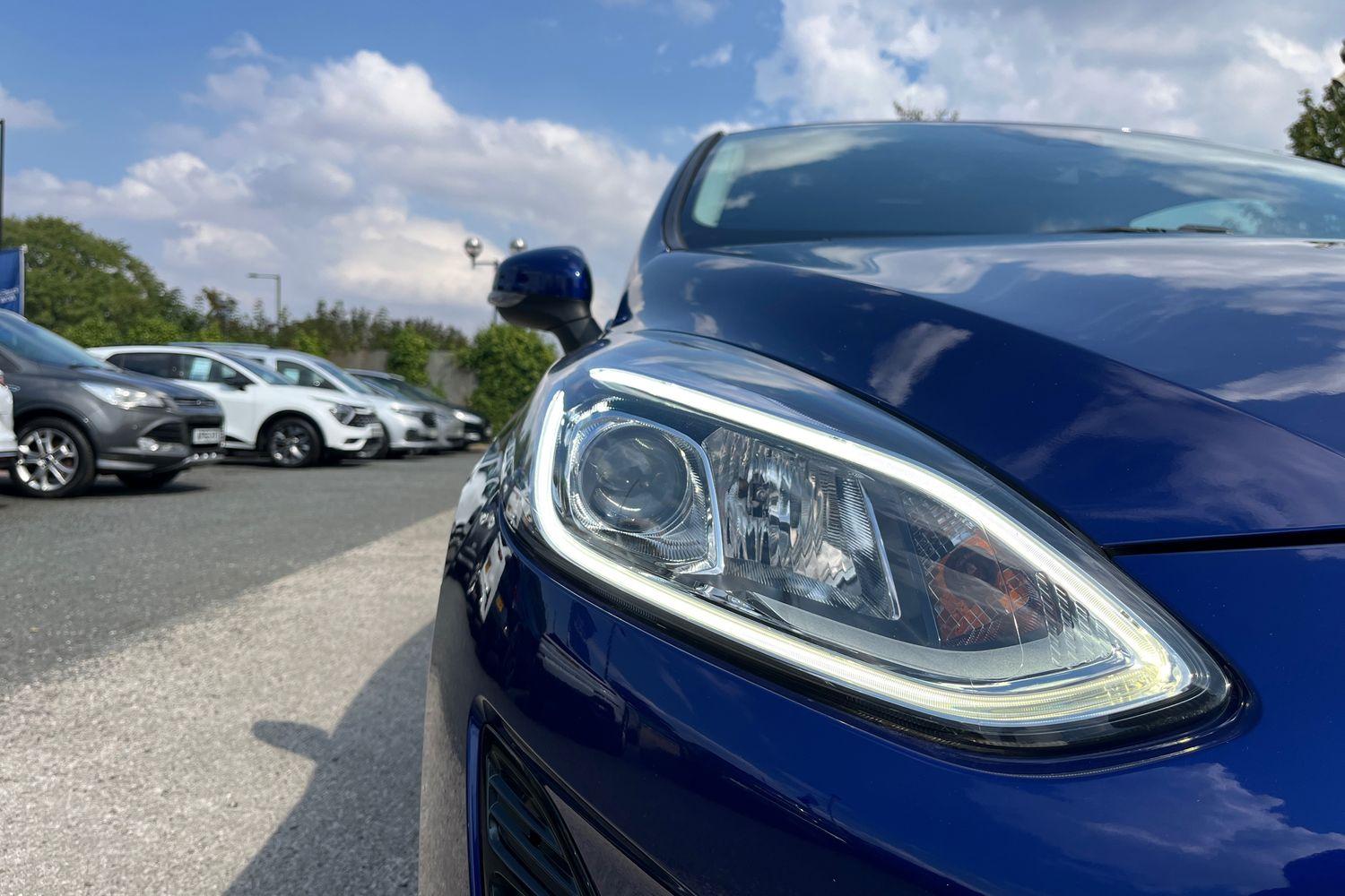 Ford Fiesta Photo 39