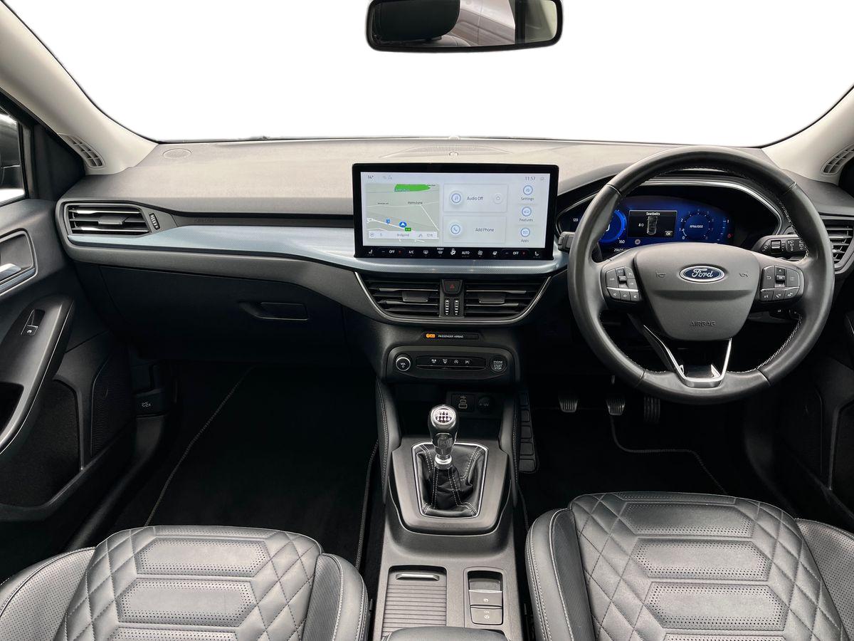 Ford Focus Photo 9