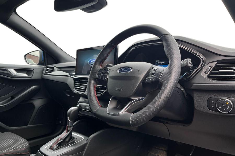 Ford FOCUS Photo autoimg-4f1a82537a4f1bae567188c65a9149256960beb8.jpg