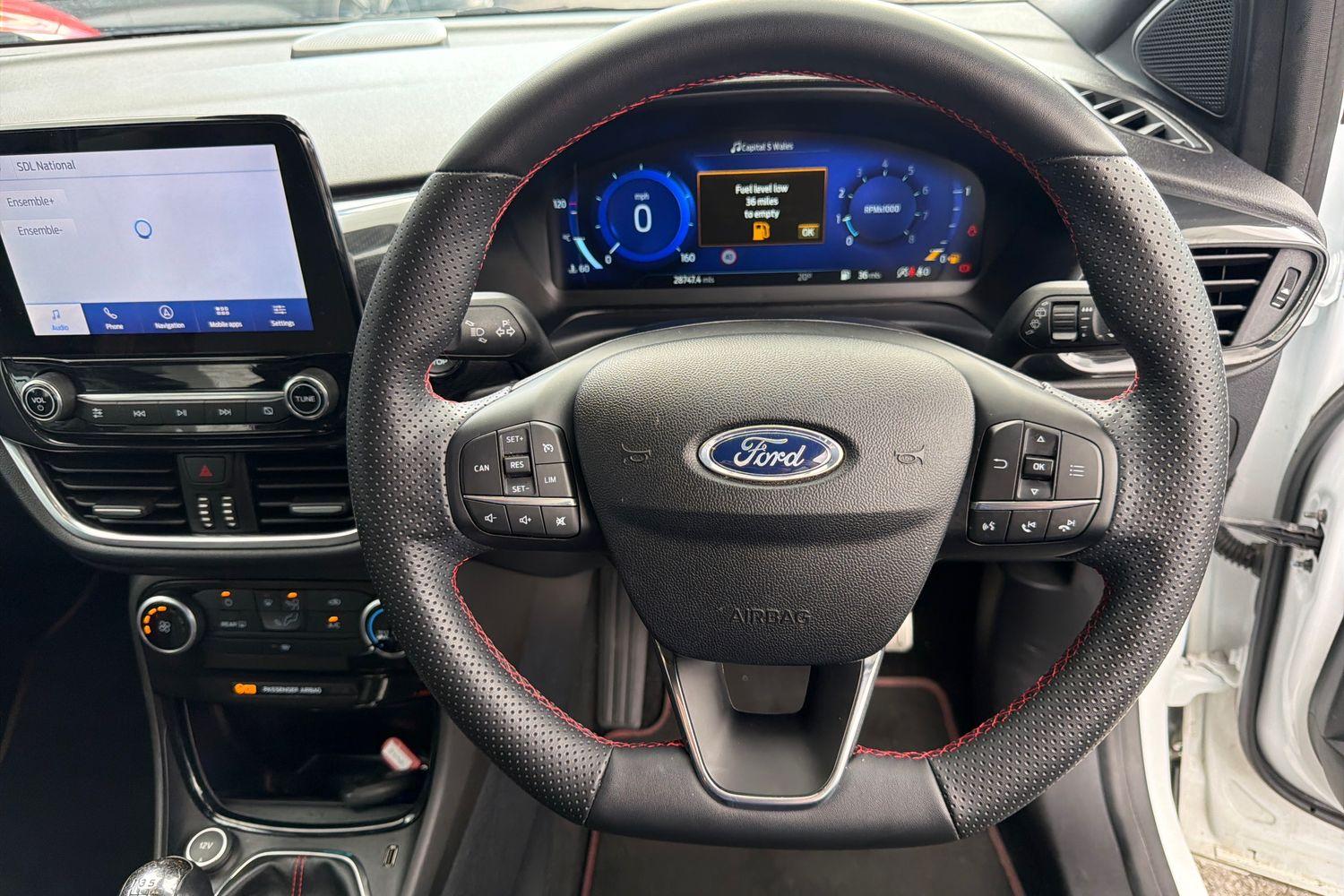 Ford Puma Photo 11