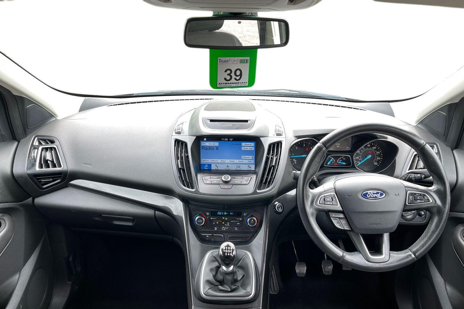 Ford KUGA Photo 9