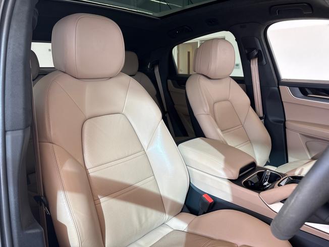 PORSCHE Cayenne Photo 14