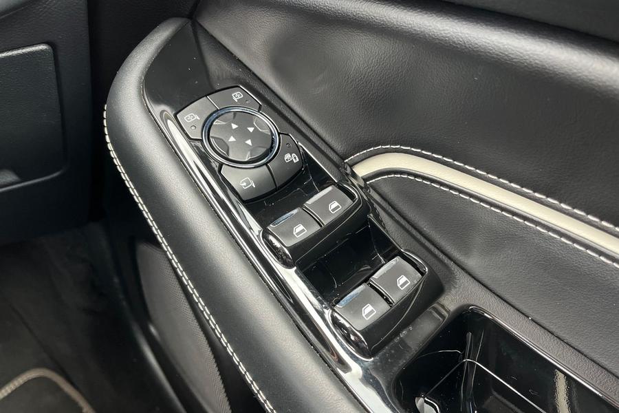 Ford S-Max Photo autoimg-4f248e2ef981669b83e5b8f060c6793b35c74cd3.jpg