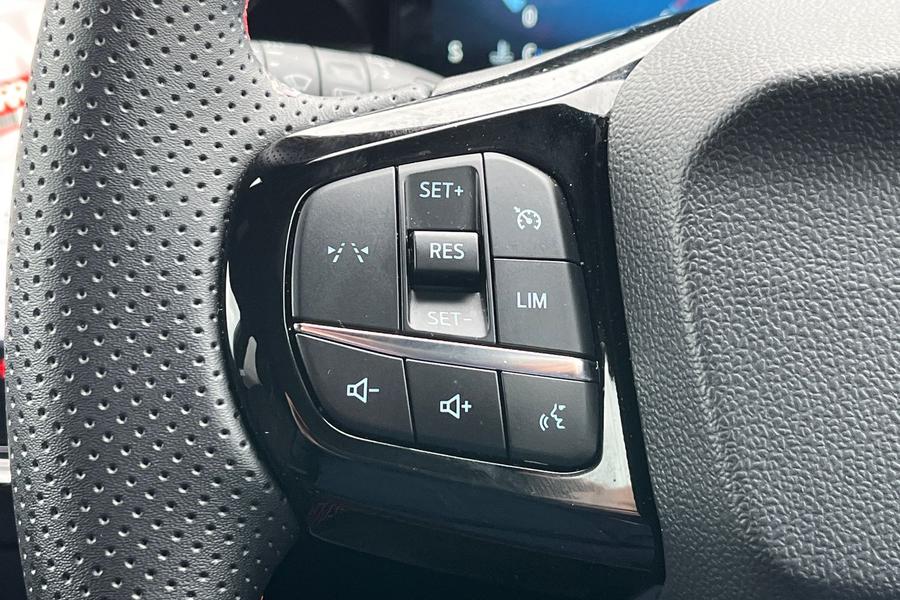 Ford PUMA Photo autoimg-4f25a17d64d4baf5d4b079f5c884e41ff708cec3.jpg