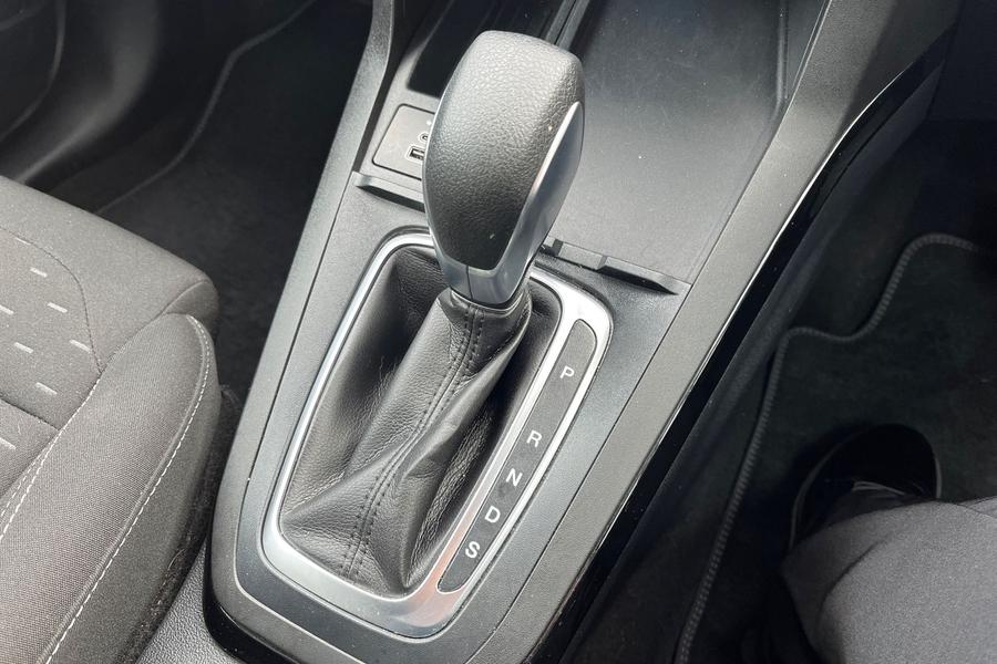 Ford PUMA Photo autoimg-4f2bcbe595fbb0087dc7acc88002266200837a92.jpg