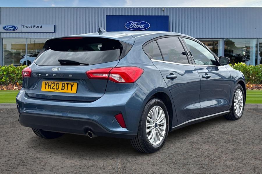 Ford FOCUS Photo autoimg-4f2f54d937e4540ca93a2698dc7757ef3148c2c9.jpg