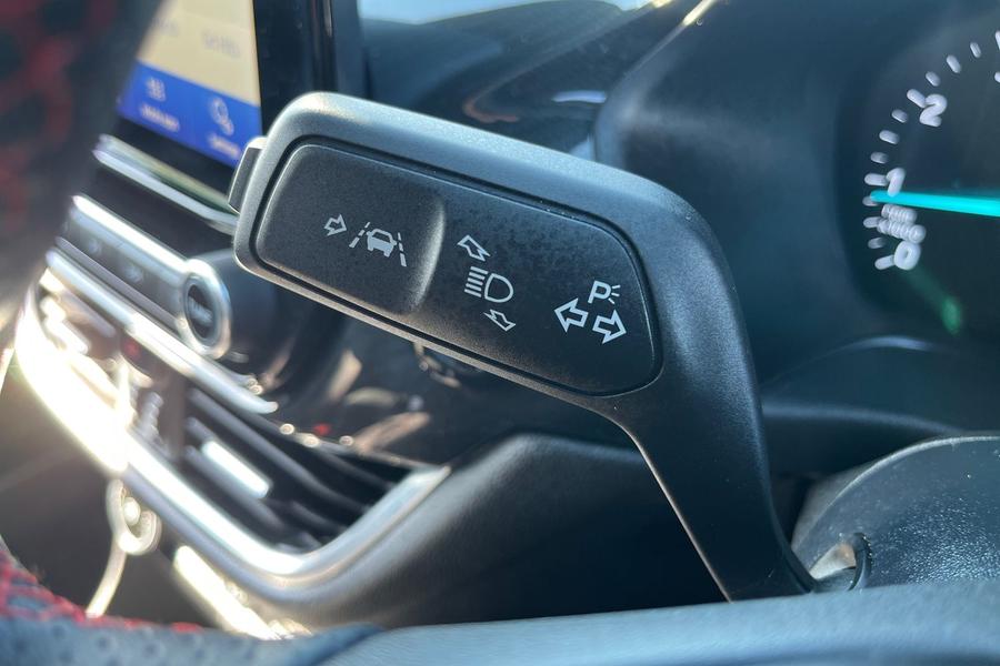 Ford FIESTA Photo autoimg-4f317990b95bd3abd377e14c2660ab4b99ceec78.jpg