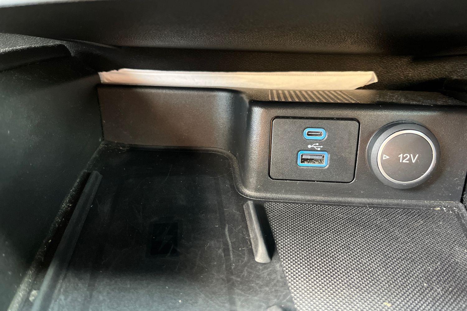 Ford Kuga Photo 36