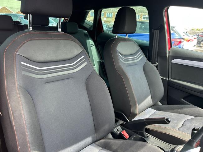 SEAT Ibiza Photo 37