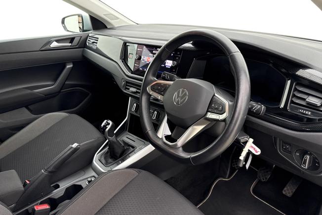 VOLKSWAGEN Polo Photo 6