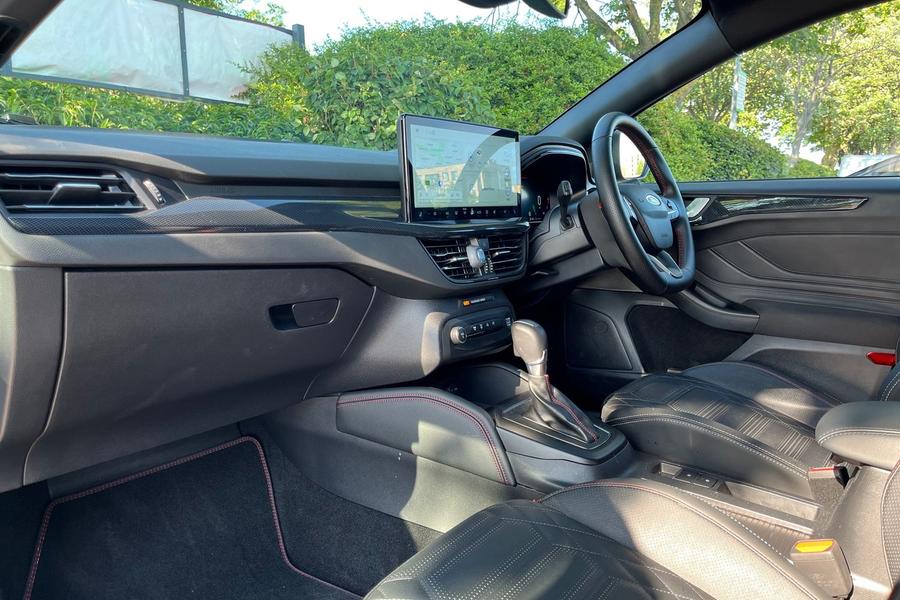 Ford Focus Photo autoimg-4f4444f7f1f3c6bf352a64c419de4b5558604068.jpg