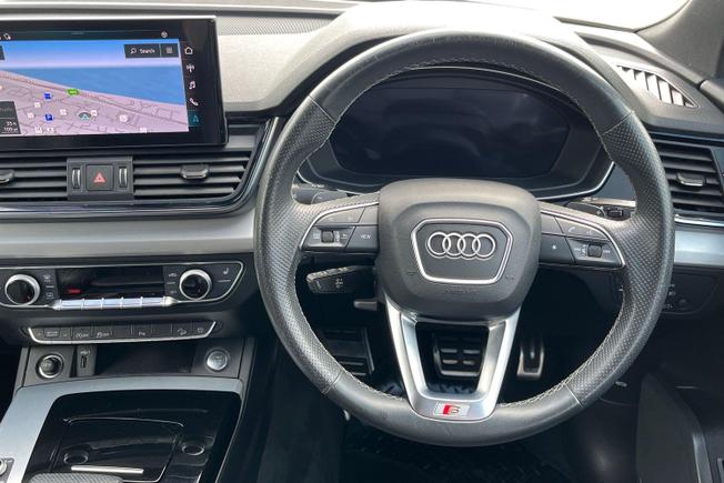 AUDI Q5 Photo 11