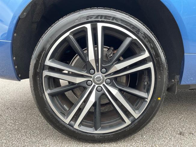 Volvo XC60 Photo 5