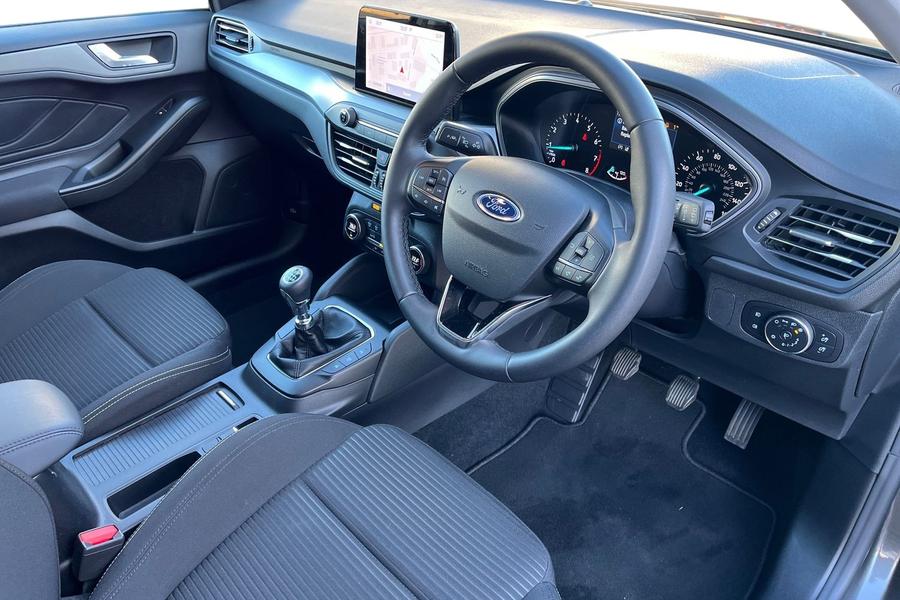 Ford Focus Photo autoimg-4f48f82b38bdc61914474d9ddf9002bdcf4b6b7f.jpg