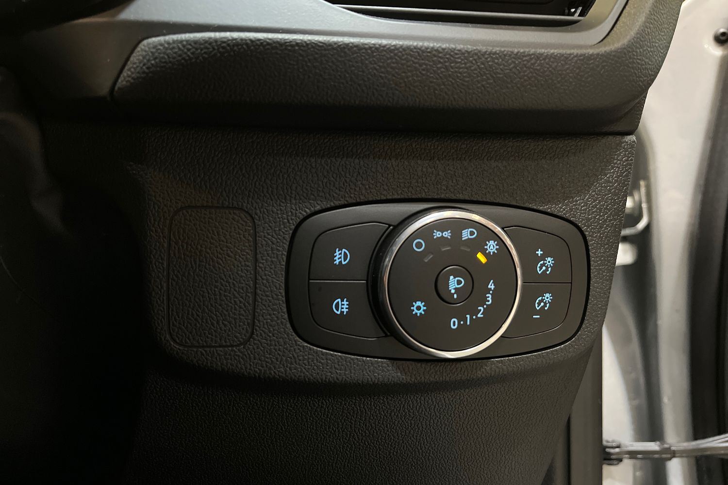 Ford FOCUS Photo 25
