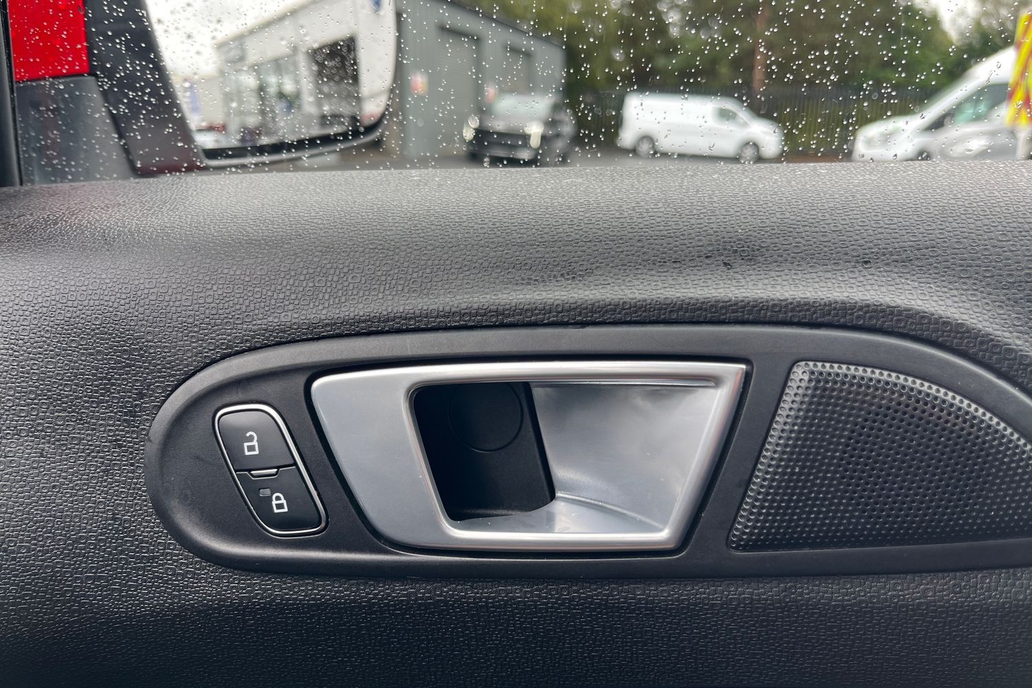 Ford EcoSport Photo 37