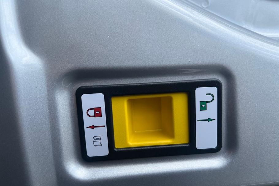 Used Ford E-TRANSIT LS75RJX 24