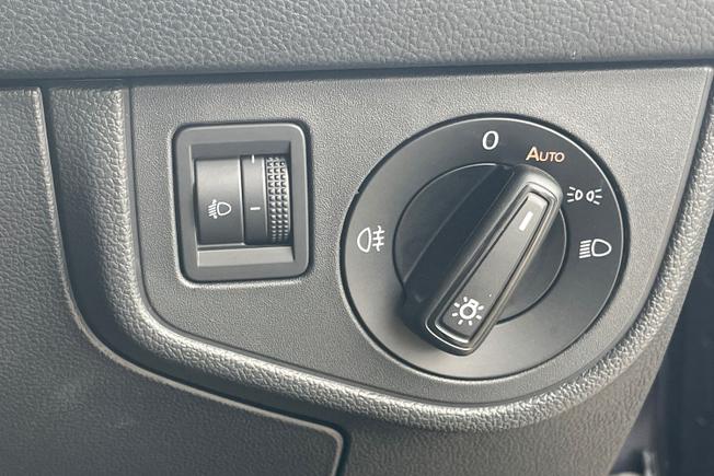 VOLKSWAGEN Polo Photo 37