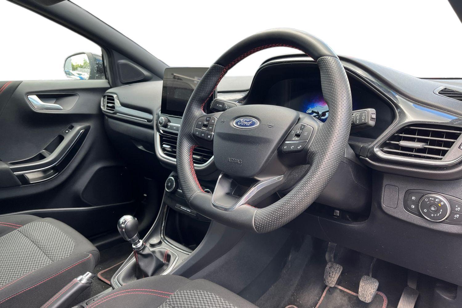 Ford PUMA Photo 8