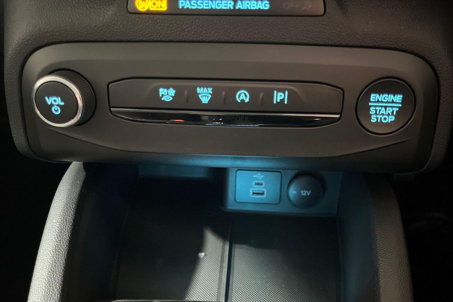 Ford Focus Photo 35