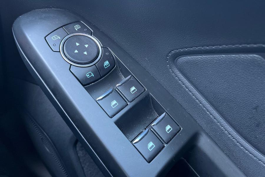 Ford FOCUS Photo autoimg-4f5cf7ec14ba2abdc727490bc37c6ce0a6213859.jpg
