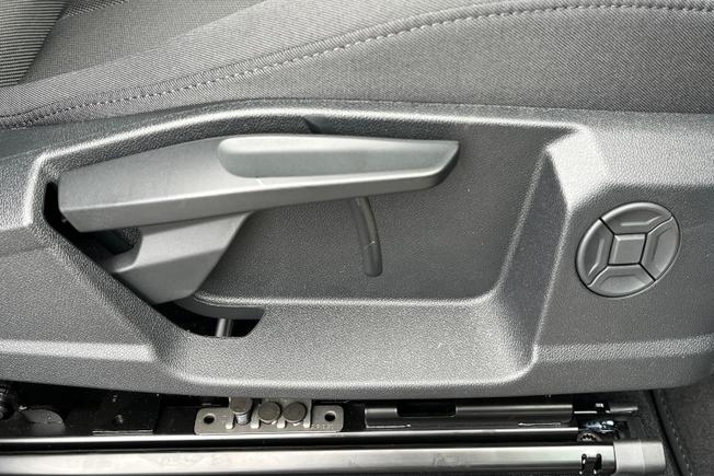 Audi  Q3 SUV Photo 54
