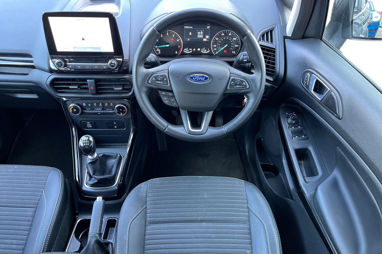 Ford ECOSPORT Photo 10