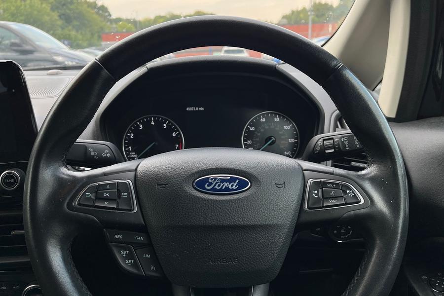 Ford Ecosport Photo autoimg-4f607038c8919418c4d1a072b1e8e9ea93b31796.jpg