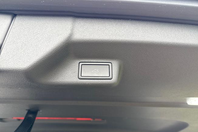 VOLKSWAGEN Id. Buzz Photo 23
