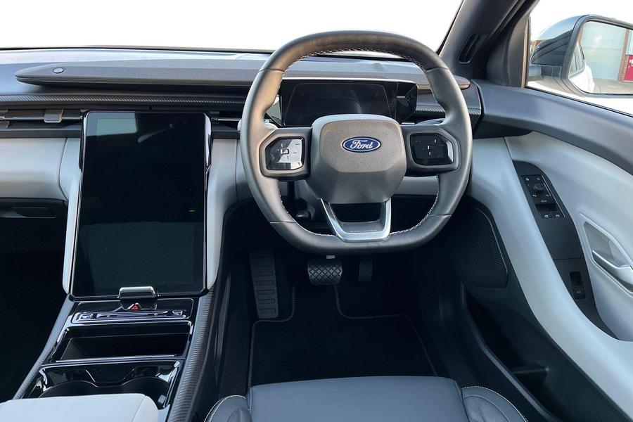 Ford Explorer Photo autoimg-4f68bbf842168083641abbfb1637e5683a68801d.jpg