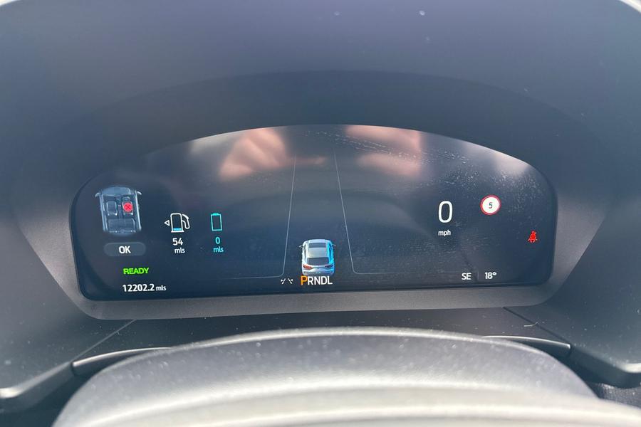 Ford KUGA Photo autoimg-4f69b9ceb5314e4a2150b8a5a04936ce54df7c95.jpg