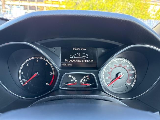 FORD Focus Photo 15