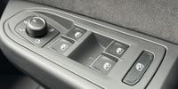 Volkswagen Golf Photo 16