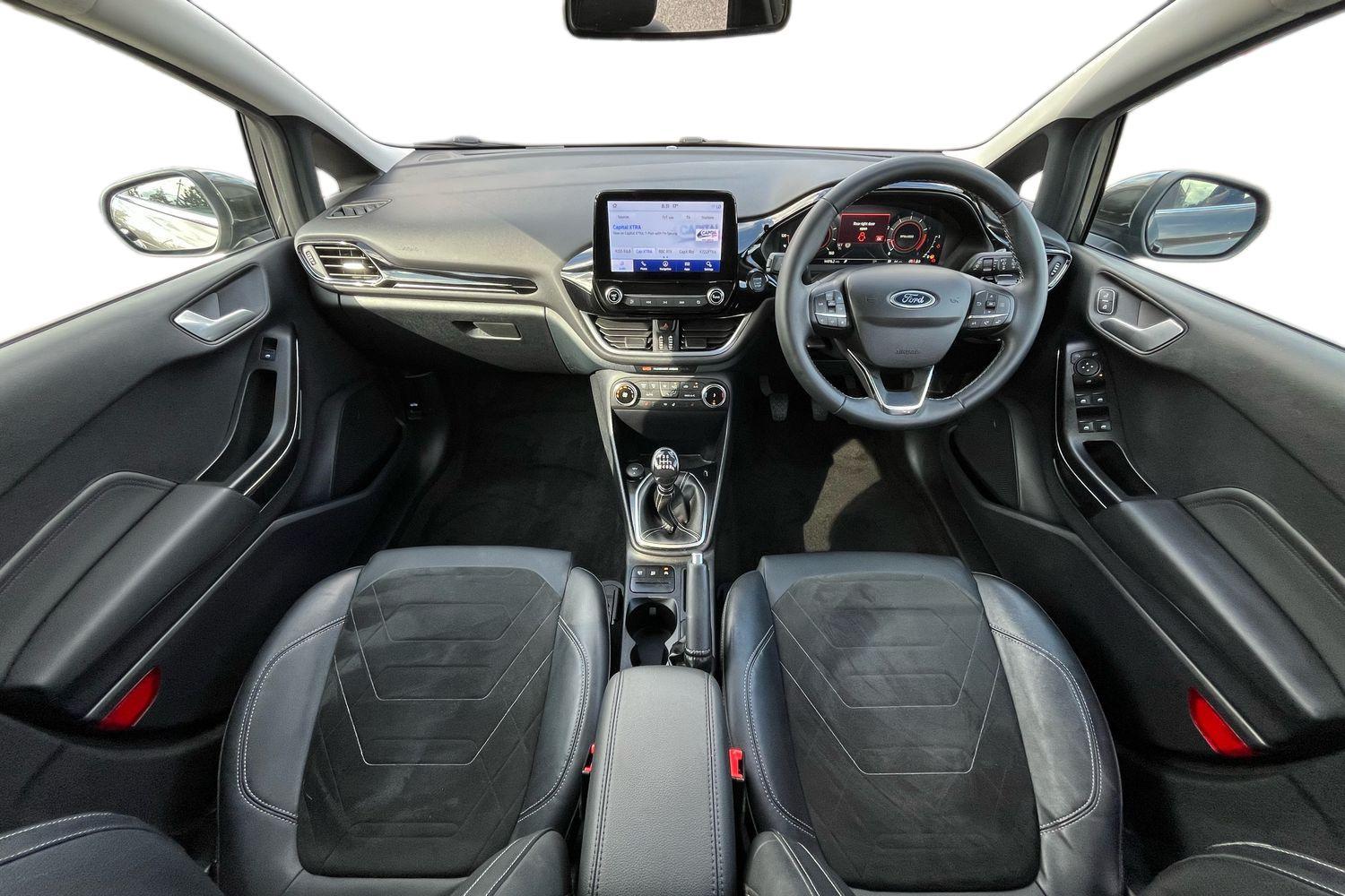 Ford Fiesta Photo 9
