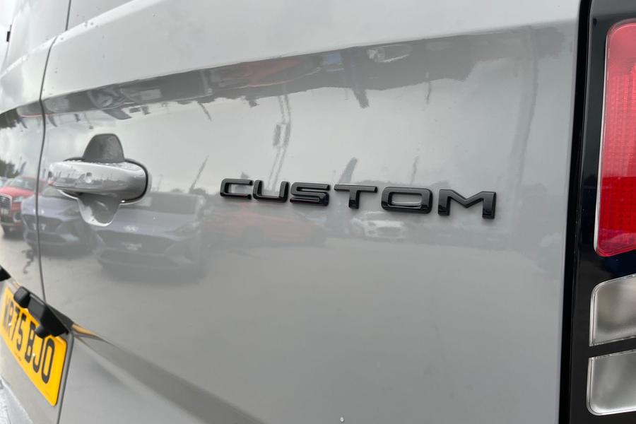 Ford TRANSIT CUSTOM Photo autoimg-4f734f70c971da4b82c21f1499a322e2938fefaa.jpg