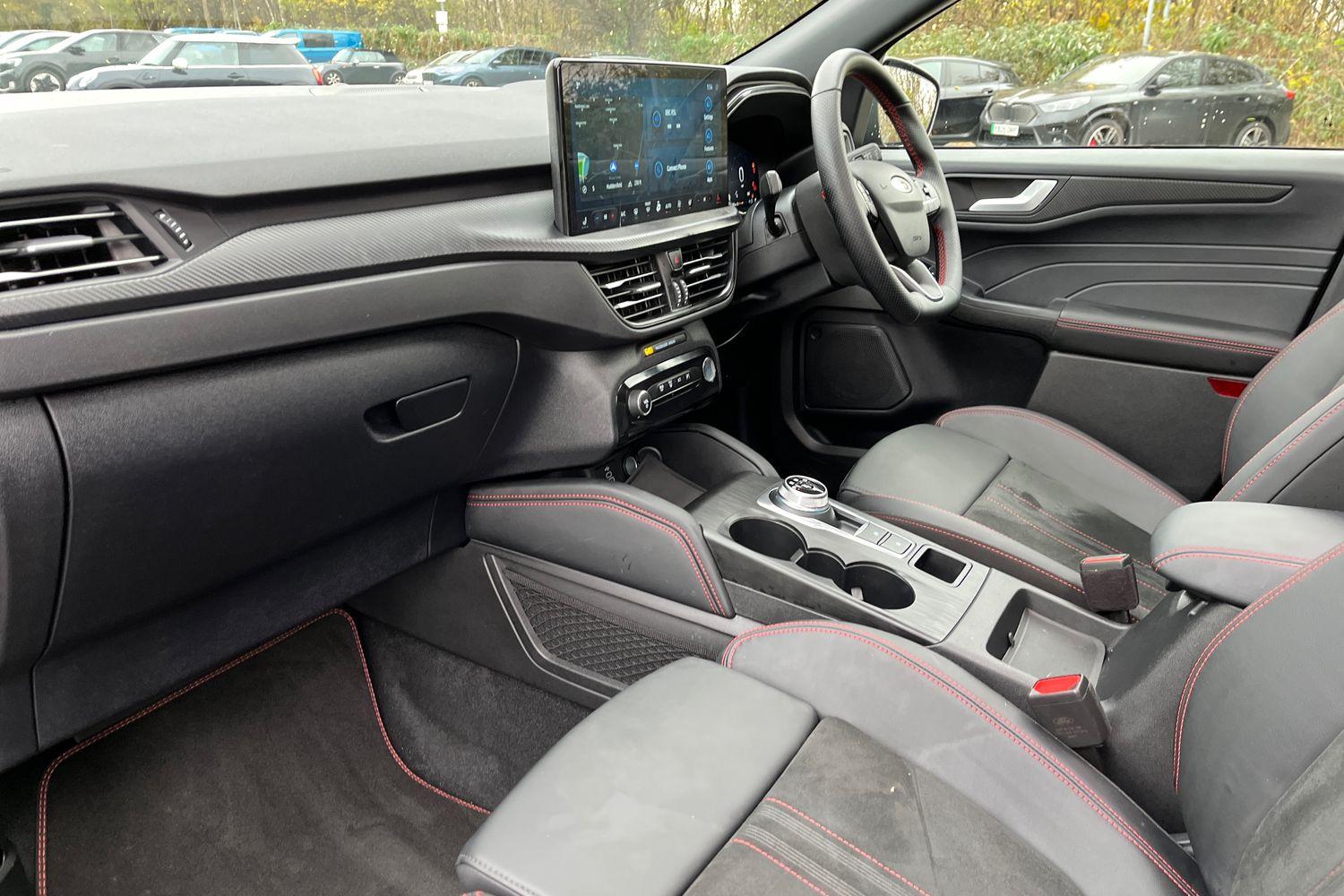 Ford KUGA Photo 17