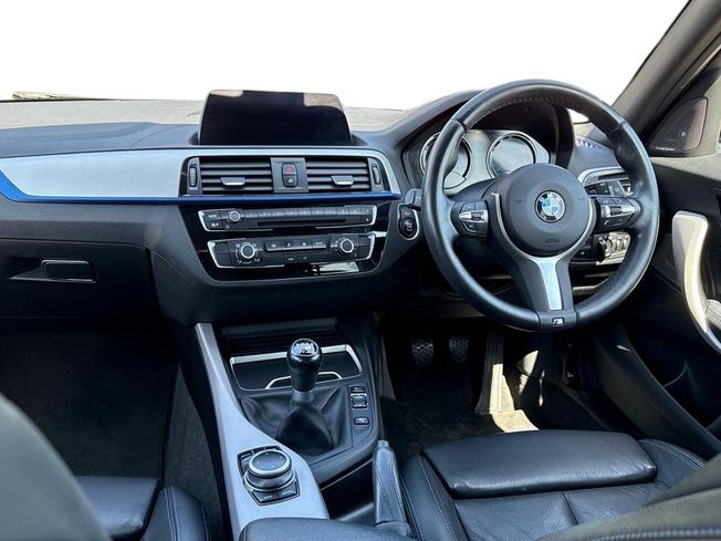 BMW 1 Series Photo 11