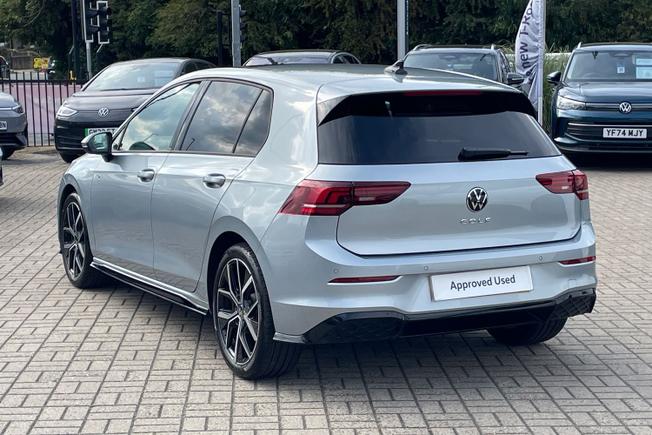 VOLKSWAGEN Golf Photo 29