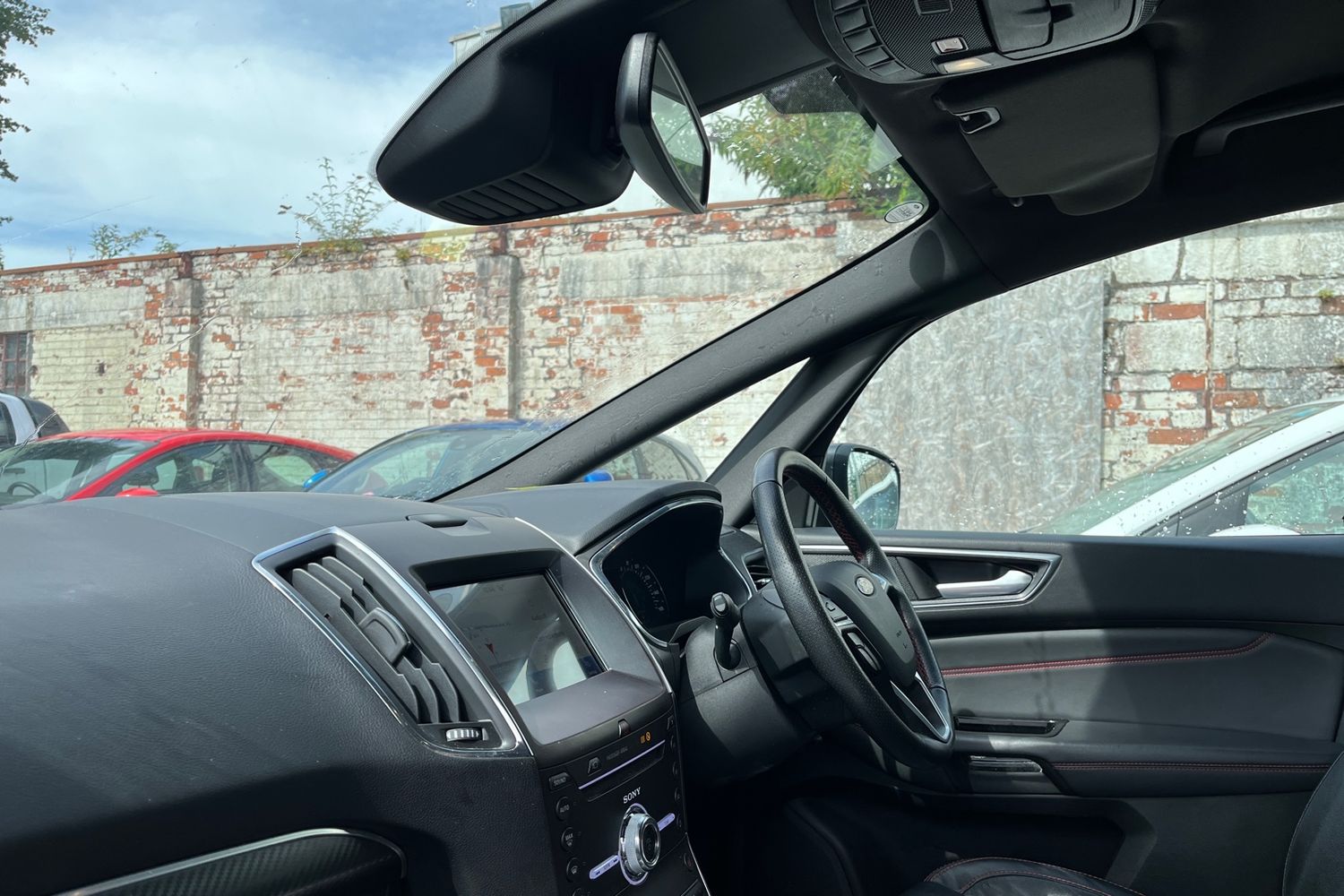 Ford S-MAX Photo 17