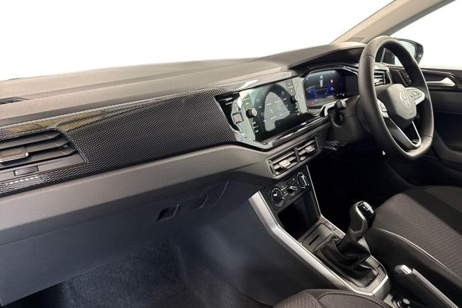 VOLKSWAGEN Polo Photo 2